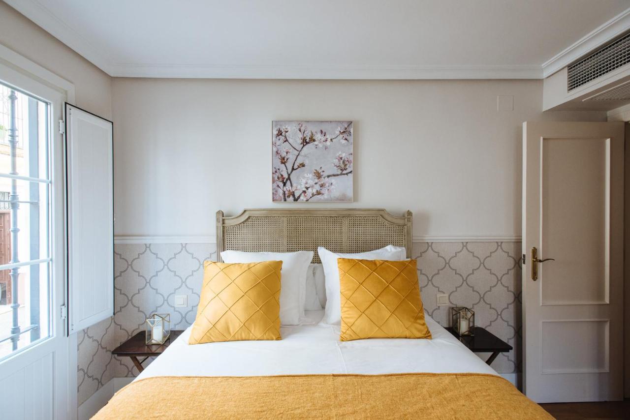 Vidrio Suite Apartment Seville Exterior photo