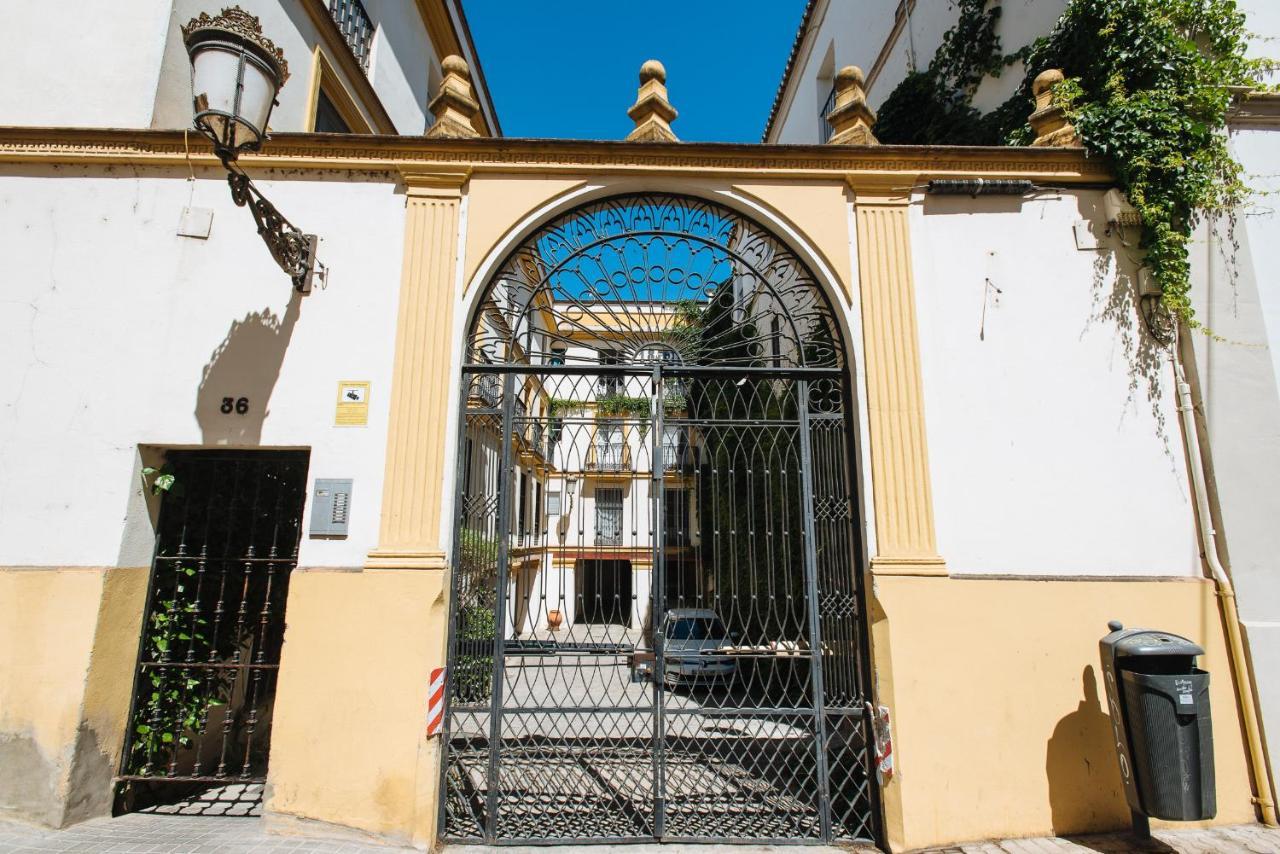 Vidrio Suite Apartment Seville Exterior photo