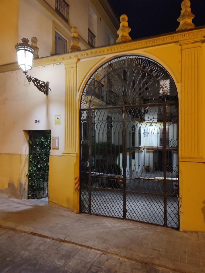 Vidrio Suite Apartment Seville Exterior photo